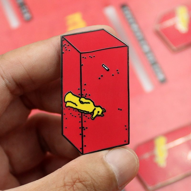 Motoquasi Enamel Pin